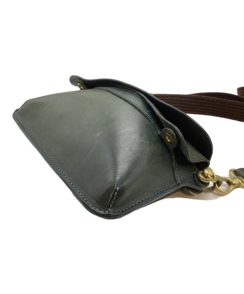BEERBELLY（ビアベリー）BEERBELLY (ビアベリー) レザーショルダーバッグ グリーンの古着・服飾アイテム