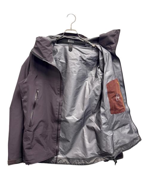 ARC'TERYX（アークテリクス）ARC'TERYX (アークテリクス) ナイロンジャケット パープルブラック サイズ:Sの古着・服飾アイテム