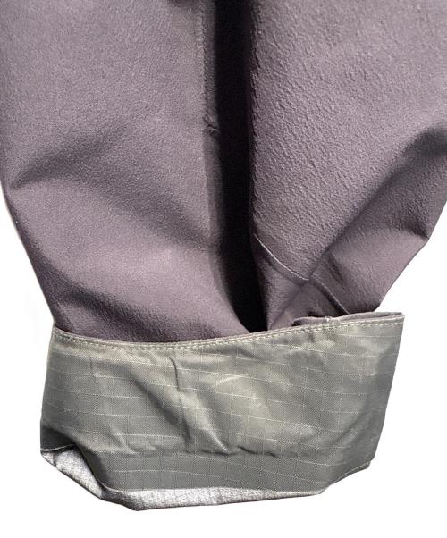 ARC'TERYX（アークテリクス）ARC'TERYX (アークテリクス) ナイロンジャケット パープルブラック サイズ:Sの古着・服飾アイテム