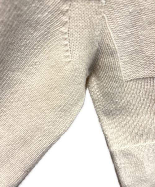 STONE ISLAND（ストーンアイランド）STONE ISLAND (ストーンアイランド) 厚手ニット ホワイト サイズ:Mの古着・服飾アイテム