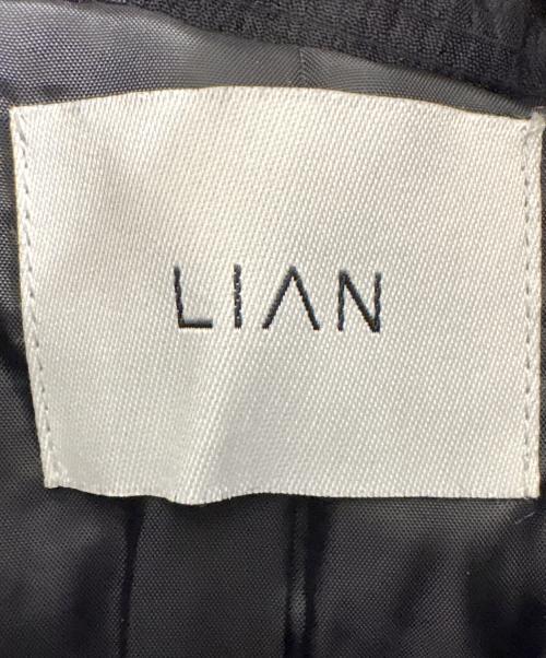 Lian（リアン）Lian (リアン) 中綿ジャケット / チェックファイバーショートダウン ブラック サイズ:Freeの古着・服飾アイテム