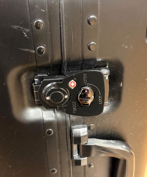 CARGO（カーゴ）CARGO (カーゴ) スーツケース ブラックの古着・服飾アイテム