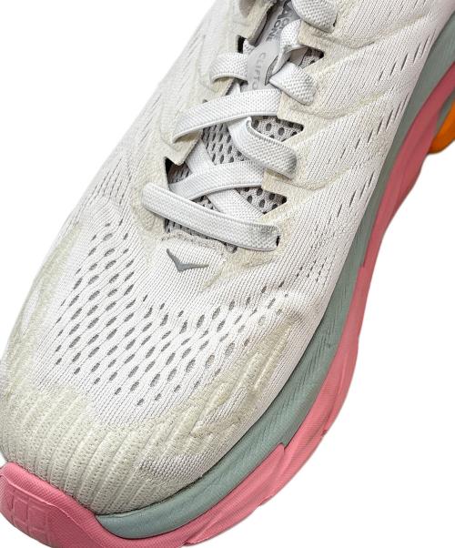 HOKAONEONE（ホカオネオネ）HOKAONEONE (ホカオネオネ) スニーカー / CLIFTON EDGE ホワイト サイズ:US 9の古着・服飾アイテム