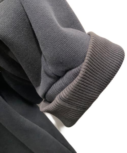 CarHartt（カーハート）CarHartt (カーハート) スウェット グレー サイズ:Mの古着・服飾アイテム