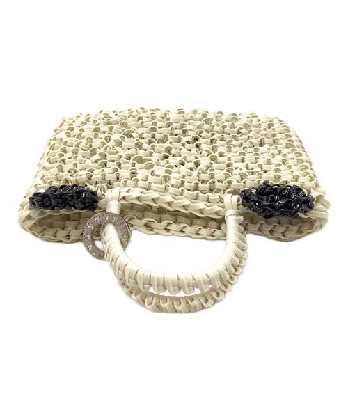 ANTEPRIMA（アンテプリマ）ANTEPRIMA (アンテプリマ) uka ミニバッグ アイボリー×シルバーの古着・服飾アイテム