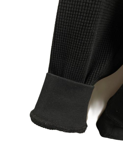 STONE ISLAND（ストーンアイランド）STONE ISLAND (ストーンアイランド) ワッフルクルーネックスウェット ブラック サイズ:Mの古着・服飾アイテム