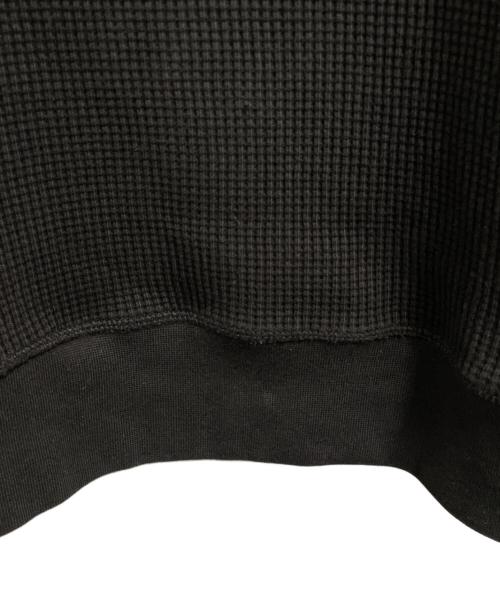 STONE ISLAND（ストーンアイランド）STONE ISLAND (ストーンアイランド) ワッフルクルーネックスウェット ブラック サイズ:Mの古着・服飾アイテム