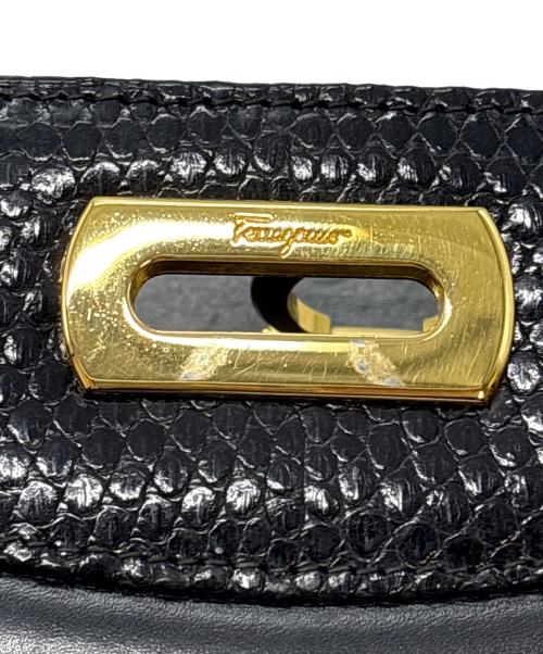 Salvatore Ferragamo（サルヴァトーレ フェラガモ）Salvatore Ferragamo (サルヴァトーレ フェラガモ) チェーンショルダーバッグ ブラックの古着・服飾アイテム