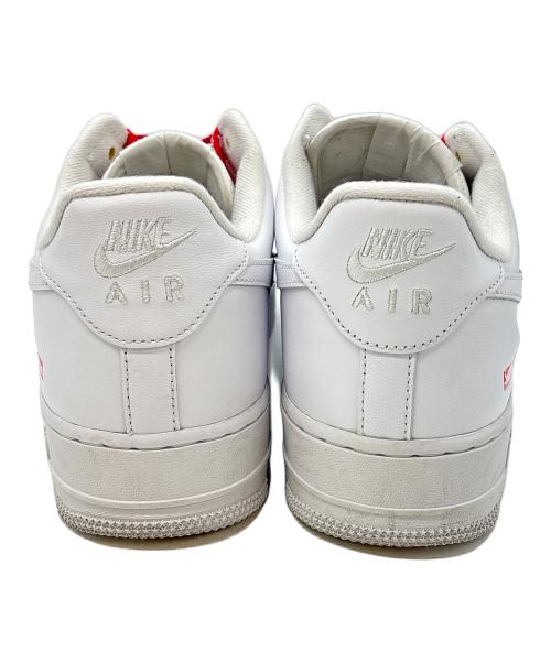 NIKE（ナイキ）NIKE (ナイキ) SUPREME (シュプリーム) スニーカー / AIR FORCE1 LOW ホワイト サイズ:US 9.5の古着・服飾アイテム