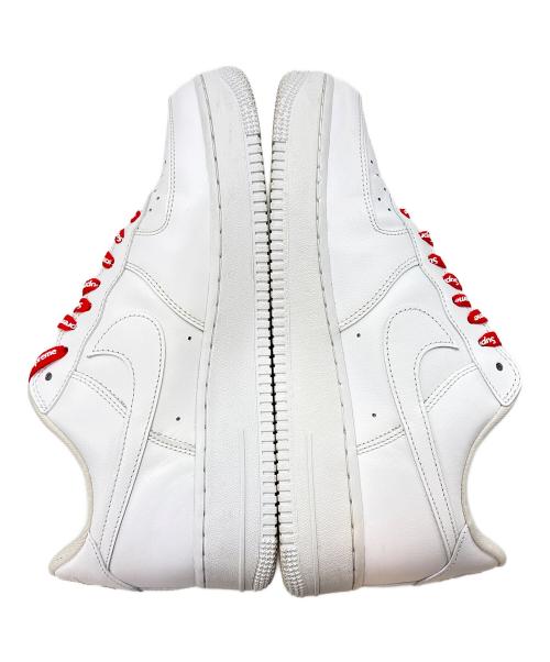 NIKE（ナイキ）NIKE (ナイキ) SUPREME (シュプリーム) スニーカー / AIR FORCE1 LOW ホワイト サイズ:US 9.5の古着・服飾アイテム