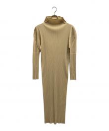 PLEATS PLEASE（プリーツプリーズ）の古着「長袖ワンピース」｜ベージュ
