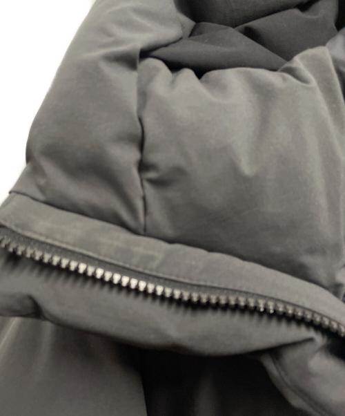 FIRST DOWN（ファーストダウン）FIRST DOWN (ファーストダウン) ダウンジャケット ブラック×グレー サイズ:Lの古着・服飾アイテム