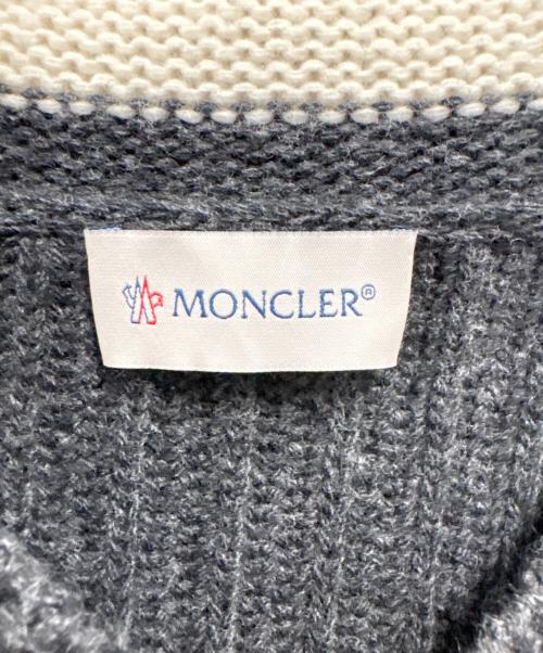 MONCLER（モンクレール）MONCLER (モンクレール) セーター グレー×ホワイト サイズ:Mの古着・服飾アイテム