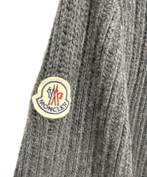 MONCLER（モンクレール）MONCLER (モンクレール) セーター グレー×ホワイト サイズ:Mの古着・服飾アイテム