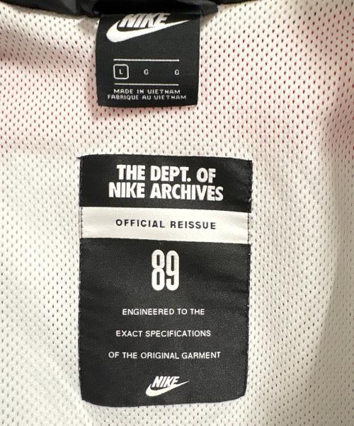 NIKE（ナイキ）NIKE (ナイキ) ウインドブレーカー ブラック×レッド×ホワイト サイズ:Lの古着・服飾アイテム