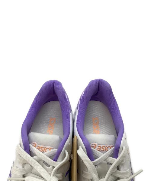 asics（アシックス）asics (アシックス) テニスシューズ ホワイト×ラベンダー サイズ:23.5cmの古着・服飾アイテム