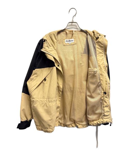 WILD THINGS（ワイルドシングス）WILD THINGS (ワイルドシングス) マウンテンパーカー / シャモニージャケット ベージュ サイズ:Sの古着・服飾アイテム