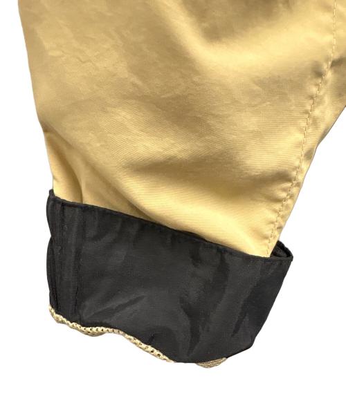 WILD THINGS（ワイルドシングス）WILD THINGS (ワイルドシングス) マウンテンパーカー / シャモニージャケット ベージュ サイズ:Sの古着・服飾アイテム
