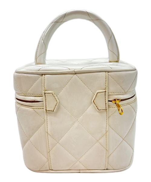 CHANEL（シャネル）CHANEL (シャネル) バニティバッグ / マトラッセ ホワイトの古着・服飾アイテム