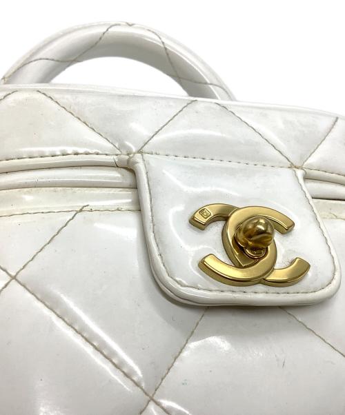 CHANEL（シャネル）CHANEL (シャネル) バニティバッグ / マトラッセ ホワイトの古着・服飾アイテム