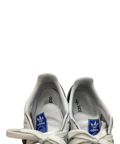 adidas（アディダス）adidas (アディダス) ローカットスニーカー ホワイト×ブラック サイズ:SIZE 27.5cmの古着・服飾アイテム