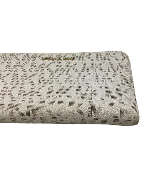 MICHAEL KORS（マイケル・コース）MICHAEL KORS (マイケル・コース) 長財布 ホワイト×ベージュの古着・服飾アイテム