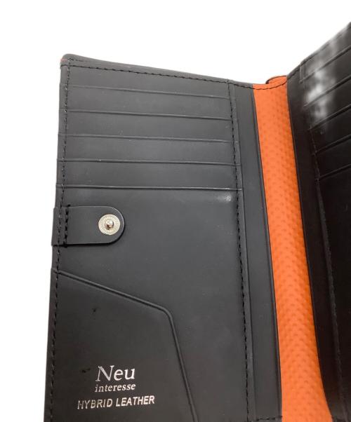 Neu interesse（ノイ・インテレッセ）Neu interesse (ノイ・インテレッセ) 2つ折り財布 オレンジ×ブラックの古着・服飾アイテム