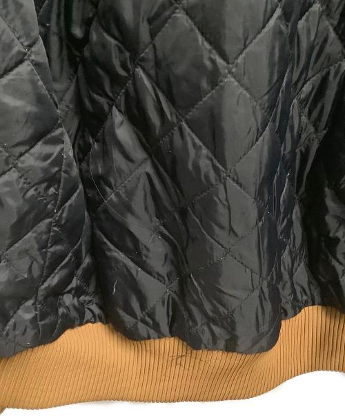 CarHartt（カーハート）CarHartt (カーハート) フーデッドジャケット ブラウン サイズ:Mの古着・服飾アイテム