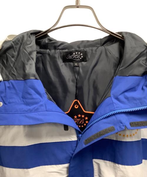 AFB（エーエフビー）AFB (エーエフビー) ブルゾン ホワイト×ブルー サイズ:SIZE XLの古着・服飾アイテム