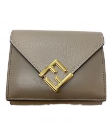 FENDI（フェンディ）の古着「3つ折り財布」｜ベージュ