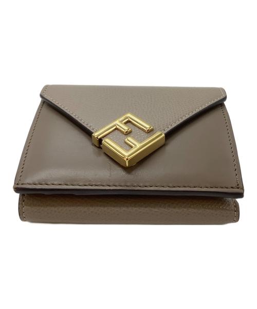 FENDI（フェンディ）FENDI (フェンディ) 3つ折り財布 ベージュの古着・服飾アイテム