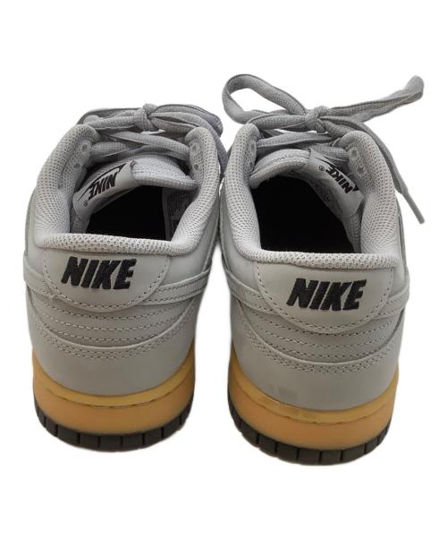 NIKE（ナイキ）NIKE (ナイキ) スニーカー グレー サイズ:SIZE 26cmの古着・服飾アイテム