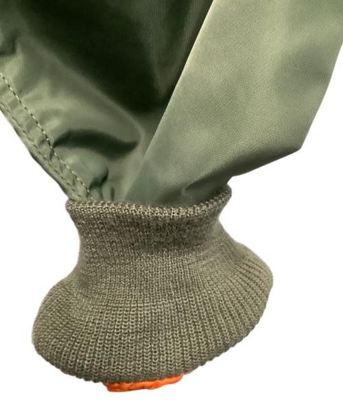 AVIREX（アヴィレックス）AVIREX (アヴィレックス) L-2Bフライトジャケット ブラック×オリーブ サイズ:SIZE Mの古着・服飾アイテム