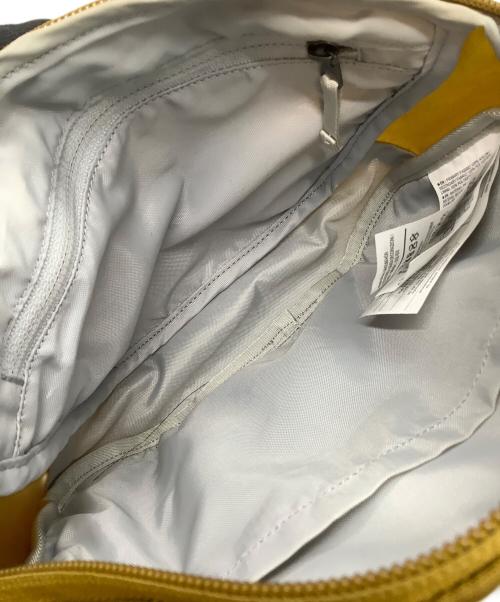 ARC'TERYX（アークテリクス）ARC'TERYX (アークテリクス) ショルダーバッグ カーキの古着・服飾アイテム