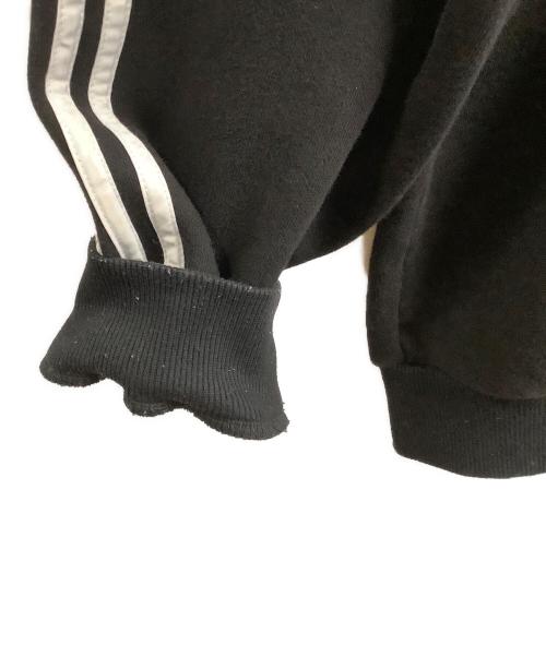 adidas（アディダス）adidas (アディダス) クルーネックスウェット ホワイト×ブラック サイズ:SIZE Oの古着・服飾アイテム