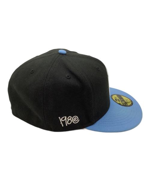 New Era（ニューエラ）New Era (ニューエラ) stussy (ステューシー) キャップ ブラック×スカイブルー サイズ:7 5/8の古着・服飾アイテム