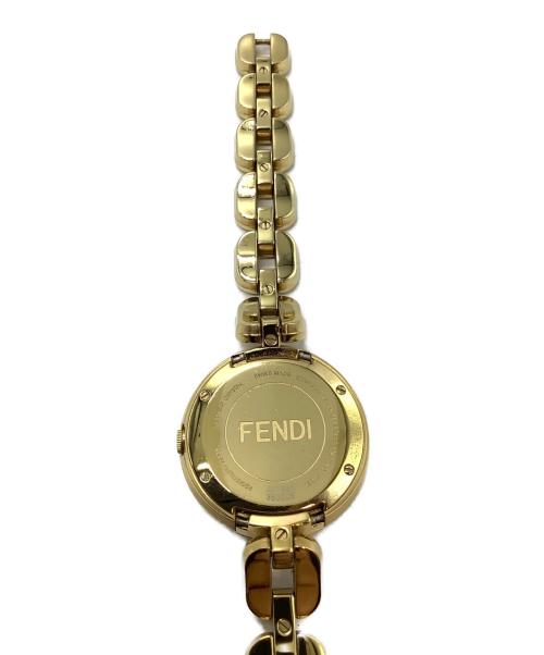 FENDI（フェンディ）FENDI (フェンディ) 腕時計 ゴールド×ホワイトの古着・服飾アイテム