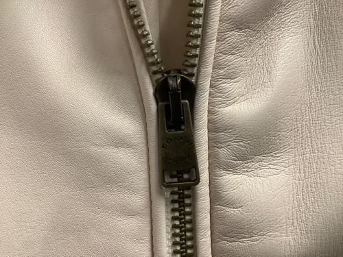 COACH（コーチ）COACH (コーチ) ライダースジャケット ベージュ サイズ:XSの古着・服飾アイテム