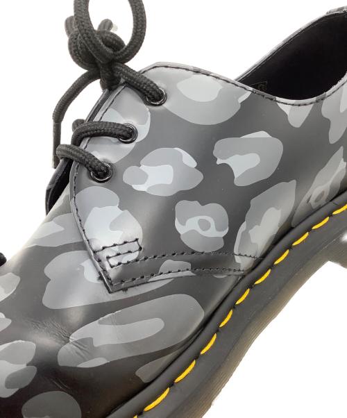 Dr.Martens（ドクターマーチン）Dr.Martens (ドクターマーチン) シューズ ブラック×グレー サイズ:SIZE UK8の古着・服飾アイテム