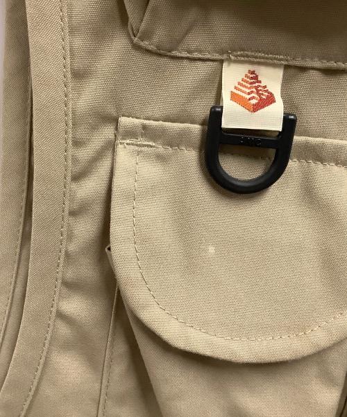 Columbia（コロンビア）Columbia (コロンビア) ベスト ベージュ サイズ:SIZE Mの古着・服飾アイテム
