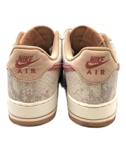 NIKE（ナイキ）NIKE (ナイキ) スニーカー ホワイト×ピンク サイズ:27.5㎝の古着・服飾アイテム