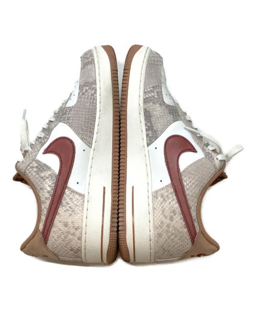 NIKE（ナイキ）NIKE (ナイキ) スニーカー ホワイト×ピンク サイズ:27.5㎝の古着・服飾アイテム