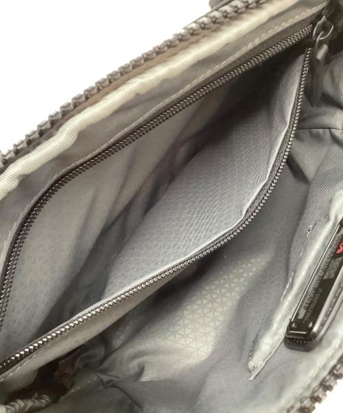 TUMI（トゥミ）TUMI (トゥミ) ボディバッグ ブラックの古着・服飾アイテム