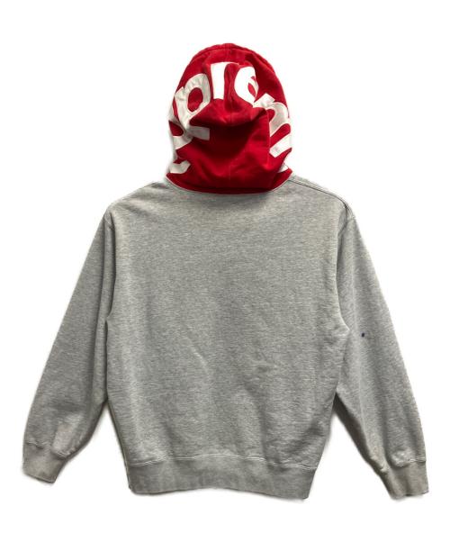 SUPREME（シュプリーム）SUPREME (シュプリーム) パーカー グレー×レッド サイズ:Mの古着・服飾アイテム