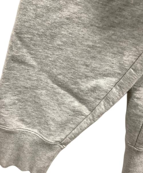 SUPREME（シュプリーム）SUPREME (シュプリーム) パーカー グレー×レッド サイズ:Mの古着・服飾アイテム