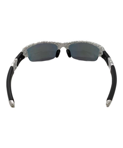 OAKLEY（オークリー）OAKLEY (オークリー) サングラス ホワイト×ブラック サイズ:53口20の古着・服飾アイテム