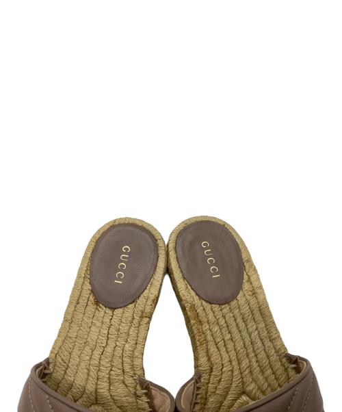 GUCCI（グッチ）GUCCI (グッチ) サンダル ベージュ サイズ:SIZE 37の古着・服飾アイテム