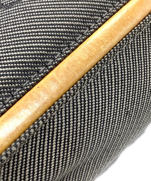 LOUIS VUITTON（ルイ ヴィトン）LOUIS VUITTON (ルイ ヴィトン) ショルダーバッグ ブラウンの古着・服飾アイテム
