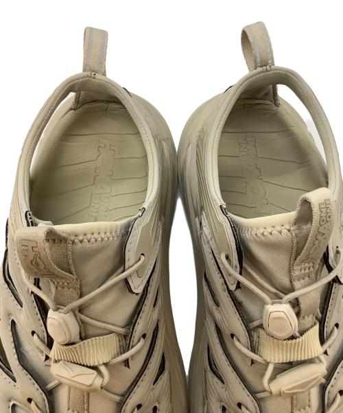HOKAONEONE（ホカオネオネ）HOKAONEONE (ホカオネオネ) サンダル ベージュ サイズ:26.5㎝の古着・服飾アイテム