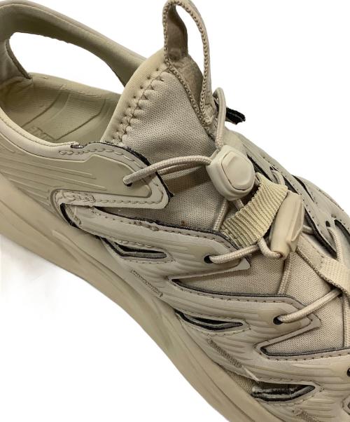 HOKAONEONE（ホカオネオネ）HOKAONEONE (ホカオネオネ) サンダル ベージュ サイズ:26.5㎝の古着・服飾アイテム